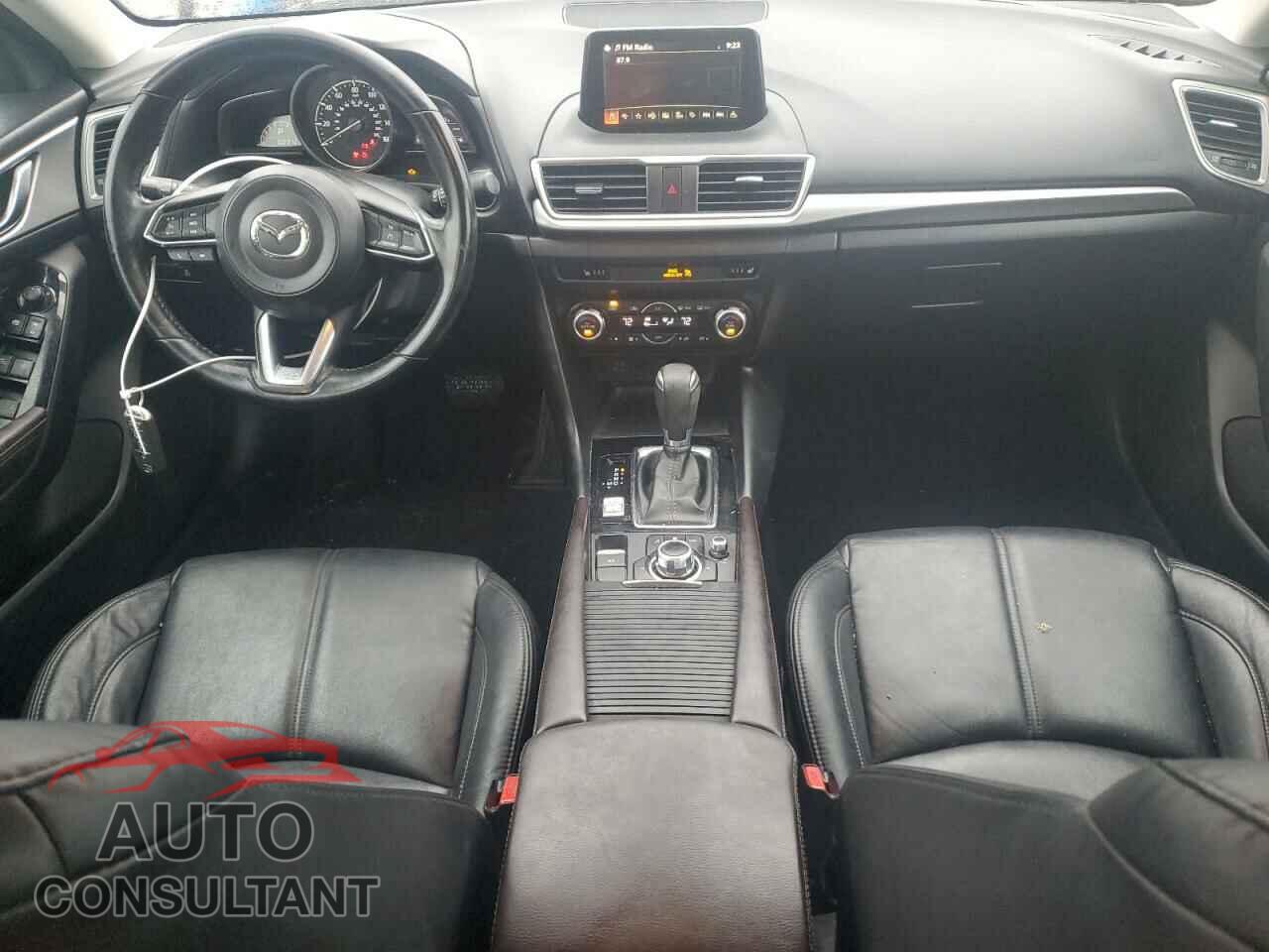 MAZDA 3 2017 - 3MZBN1V78HM116428