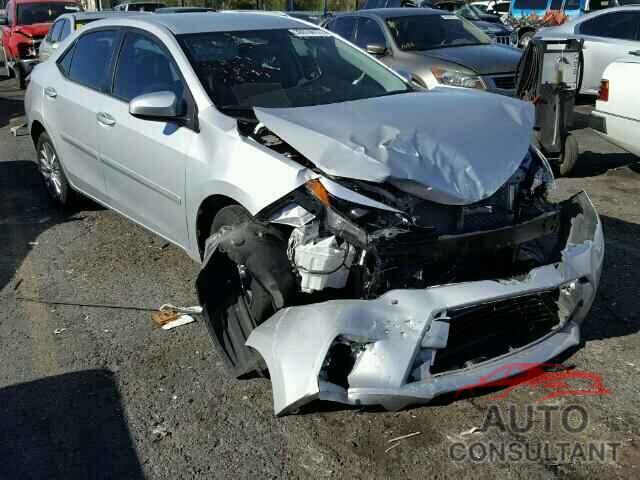 TOYOTA COROLLA 2015 - 5YFBURHE5FP267828