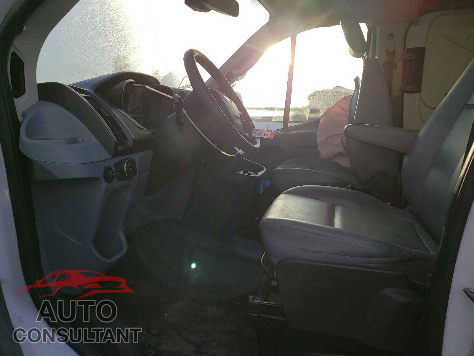 FORD TRANSIT CO 2017 - 1FTYE1YM2HKB53755