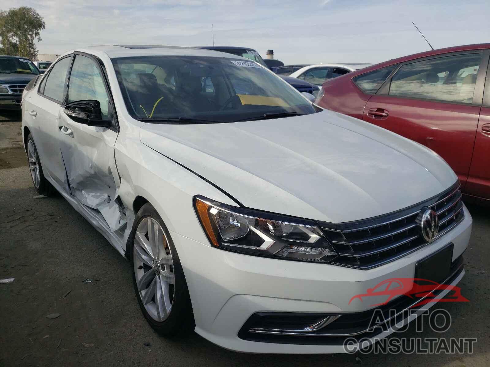 VOLKSWAGEN PASSAT 2019 - 1VWLA7A36KC008761