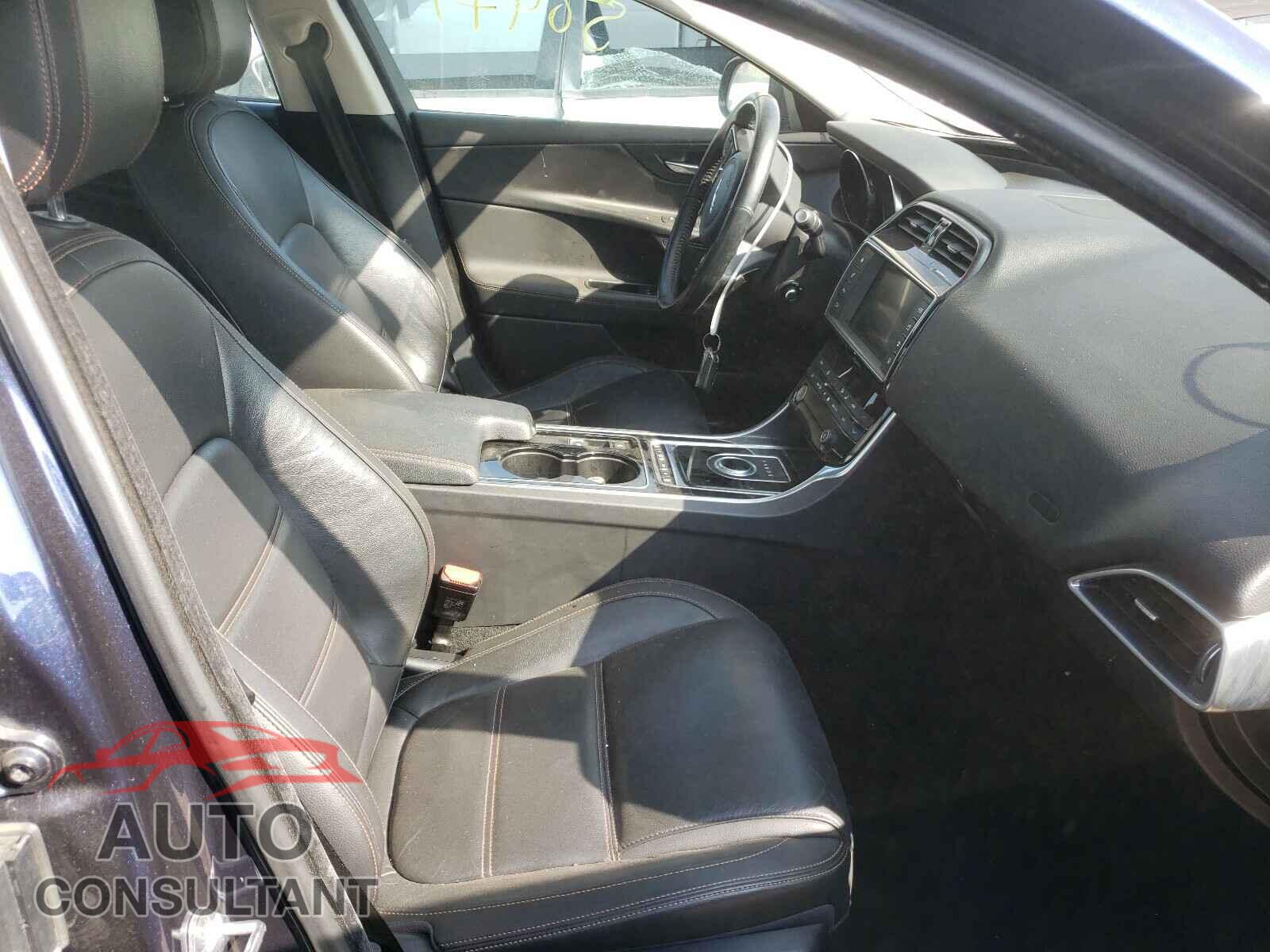 JAGUAR XE 2017 - SAJAE4BG5HA965452