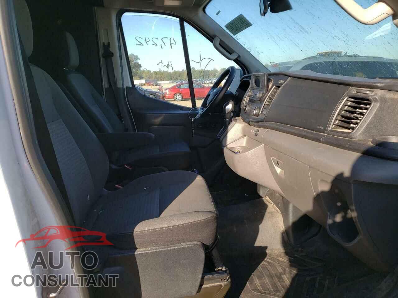 FORD TRANSIT CO 2020 - 1FTBR1C87LKA07428