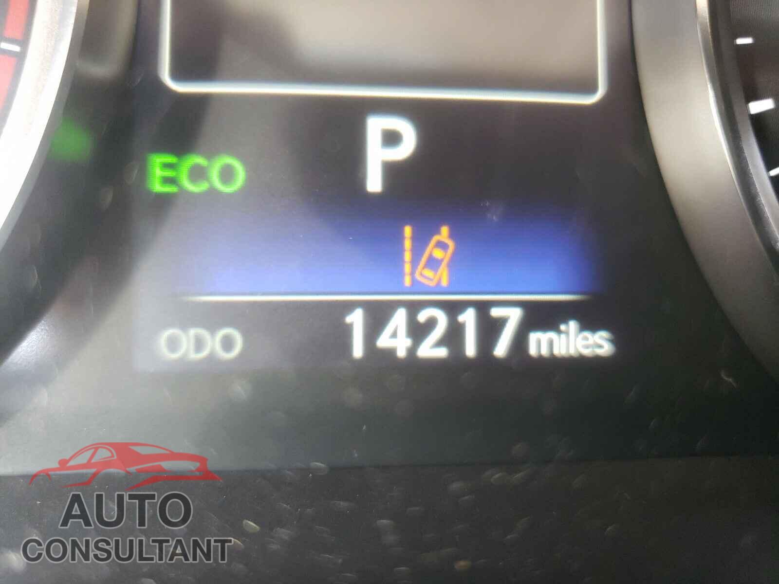 LEXUS IS 2020 - JTHAA1D21L5101847