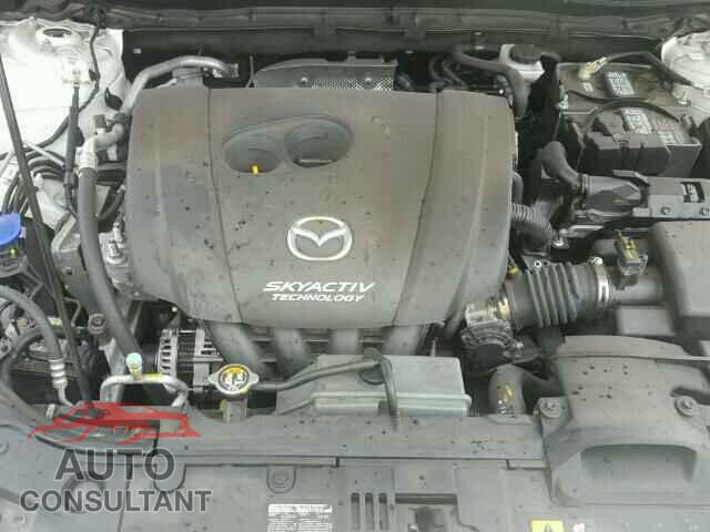 MAZDA 3 2015 - 3MZBM1M76FM151616
