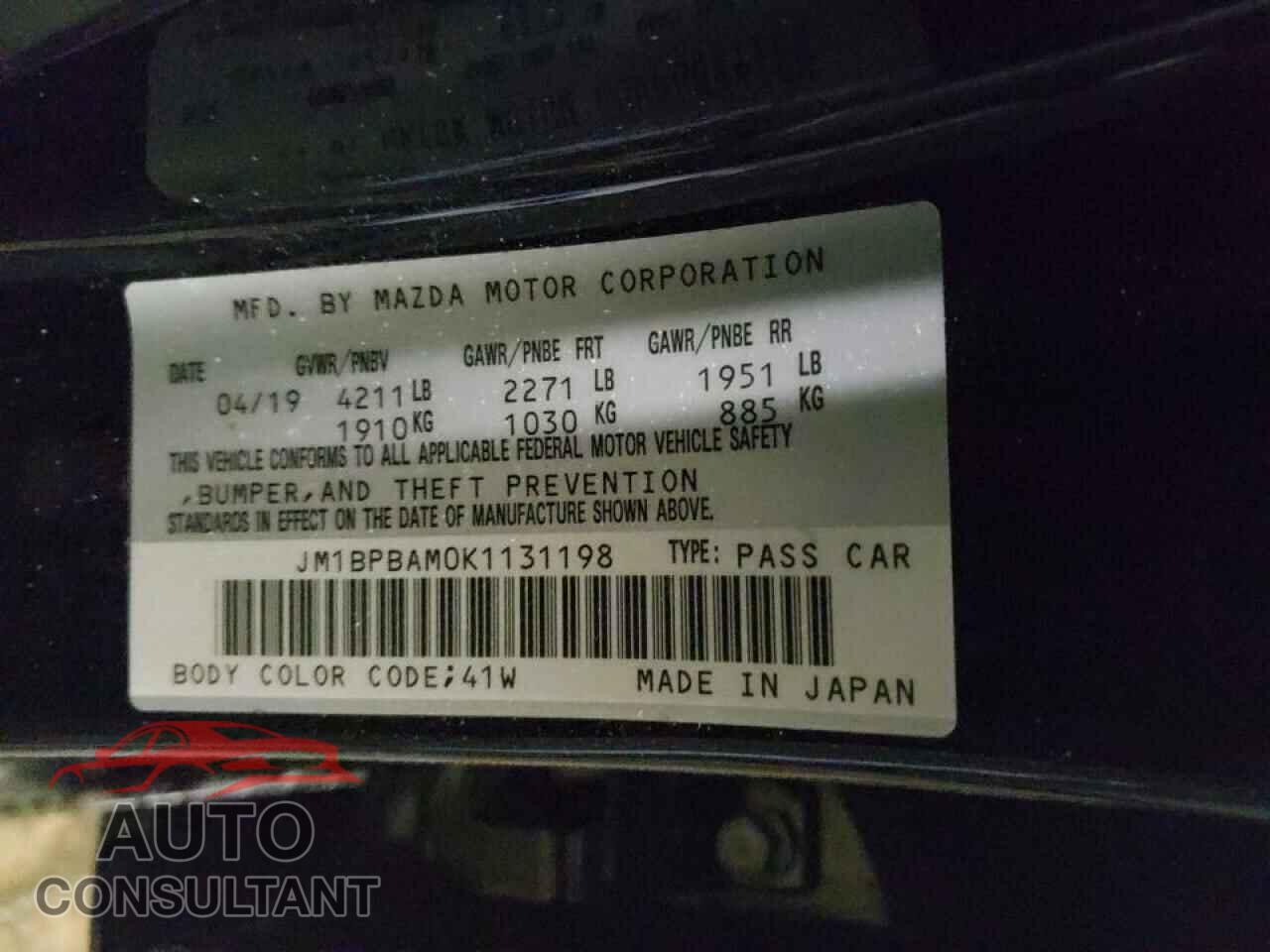 MAZDA 3 2019 - JM1BPBAM0K1131198
