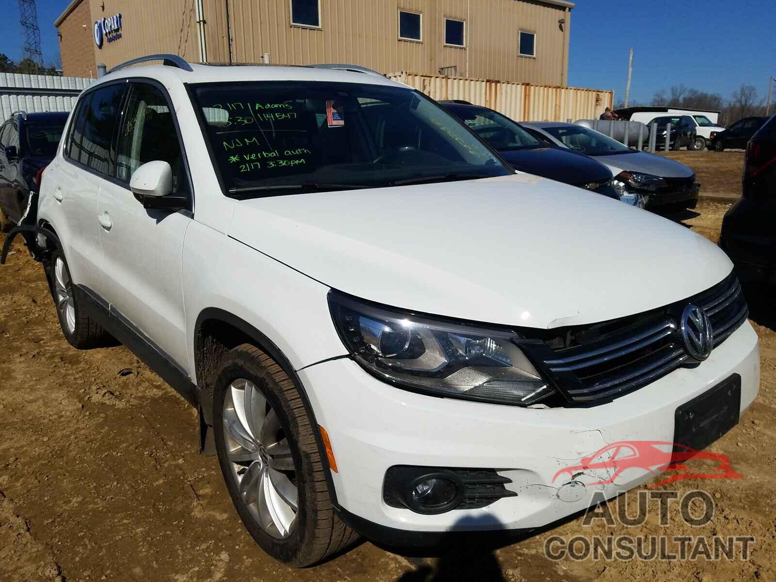 VOLKSWAGEN TIGUAN 2016 - WVGAV7AX6GW578889