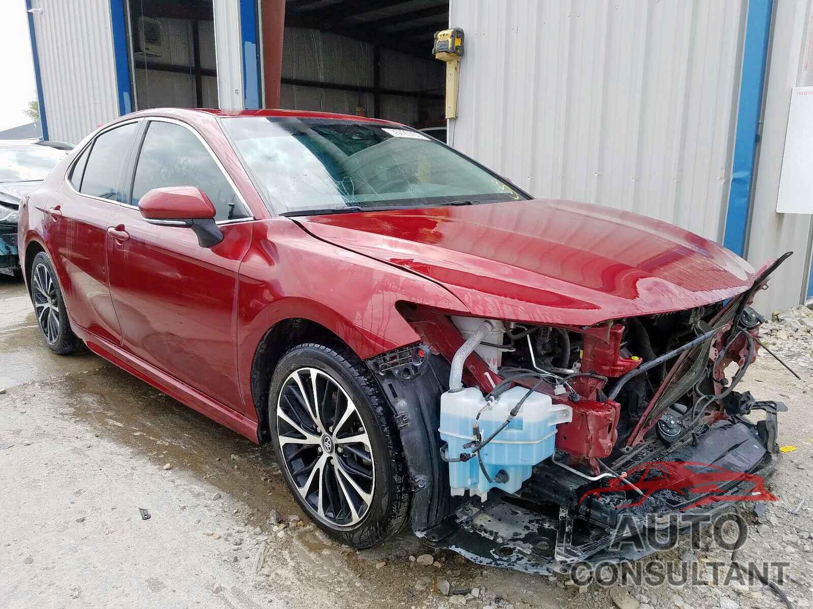 TOYOTA CAMRY 2018 - 4T1B11HK9JU506711