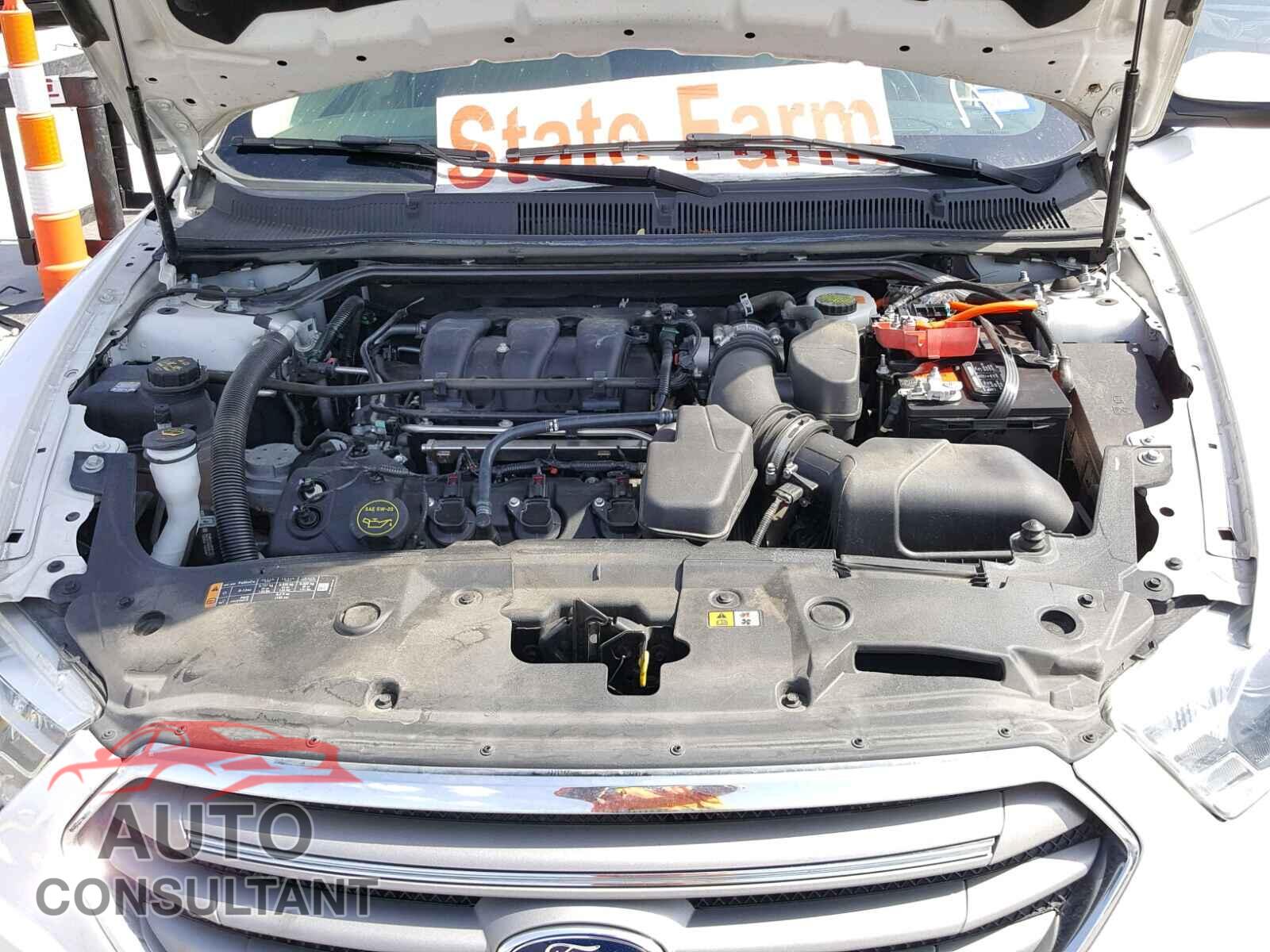 FORD TAURUS 2015 - 1FAHP2E80FG161611