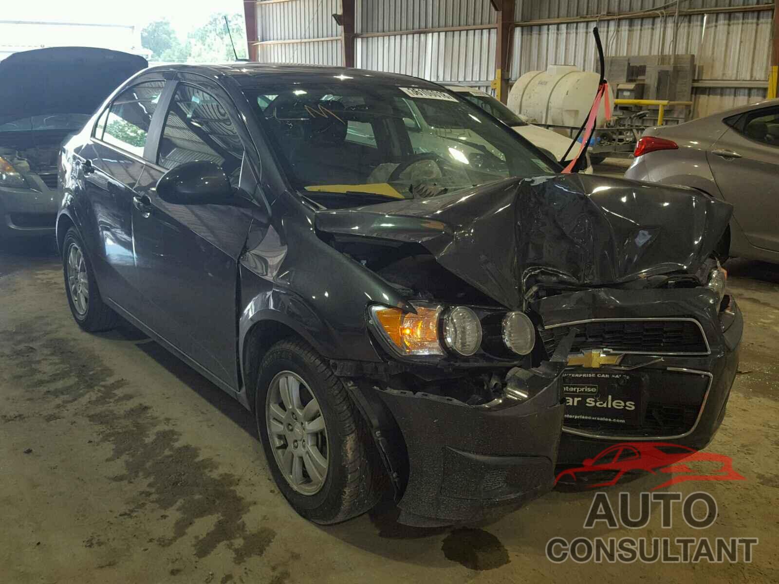 CHEVROLET SONIC 2016 - 1G1JC5SH8G4136562