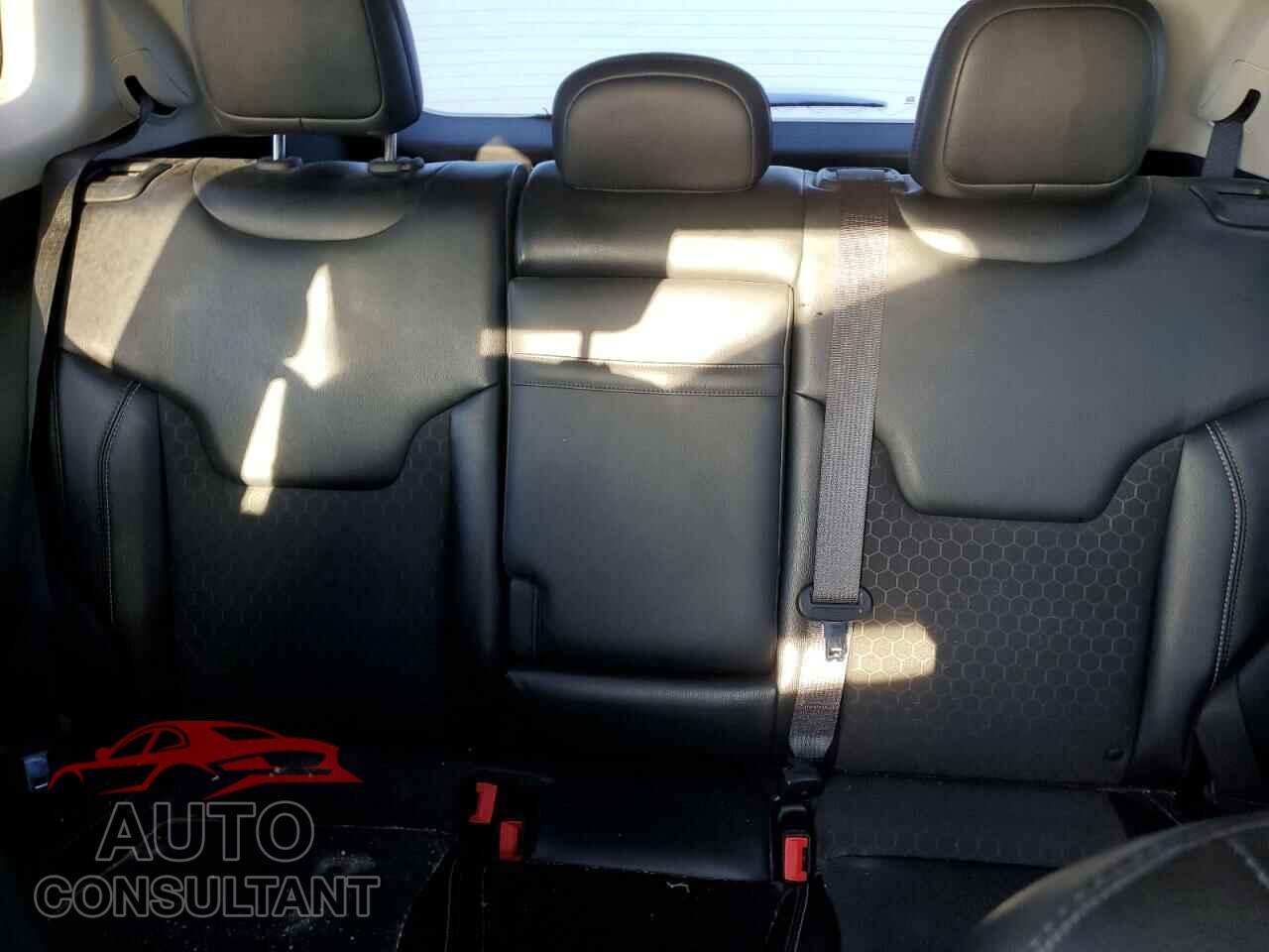 JEEP COMPASS 2018 - 3C4NJDBB9JT470802