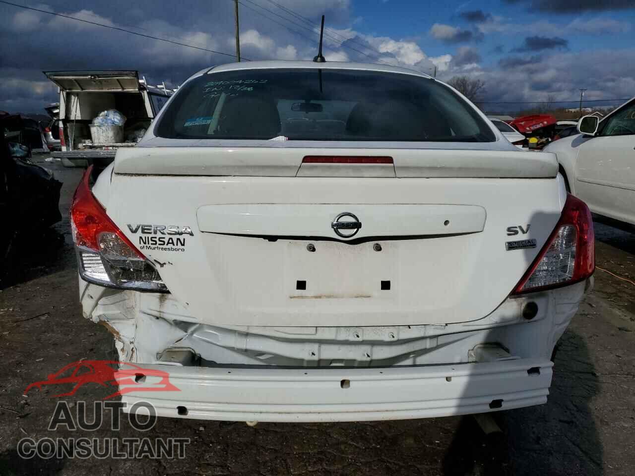 NISSAN VERSA 2017 - 3N1CN7AP2HL906963