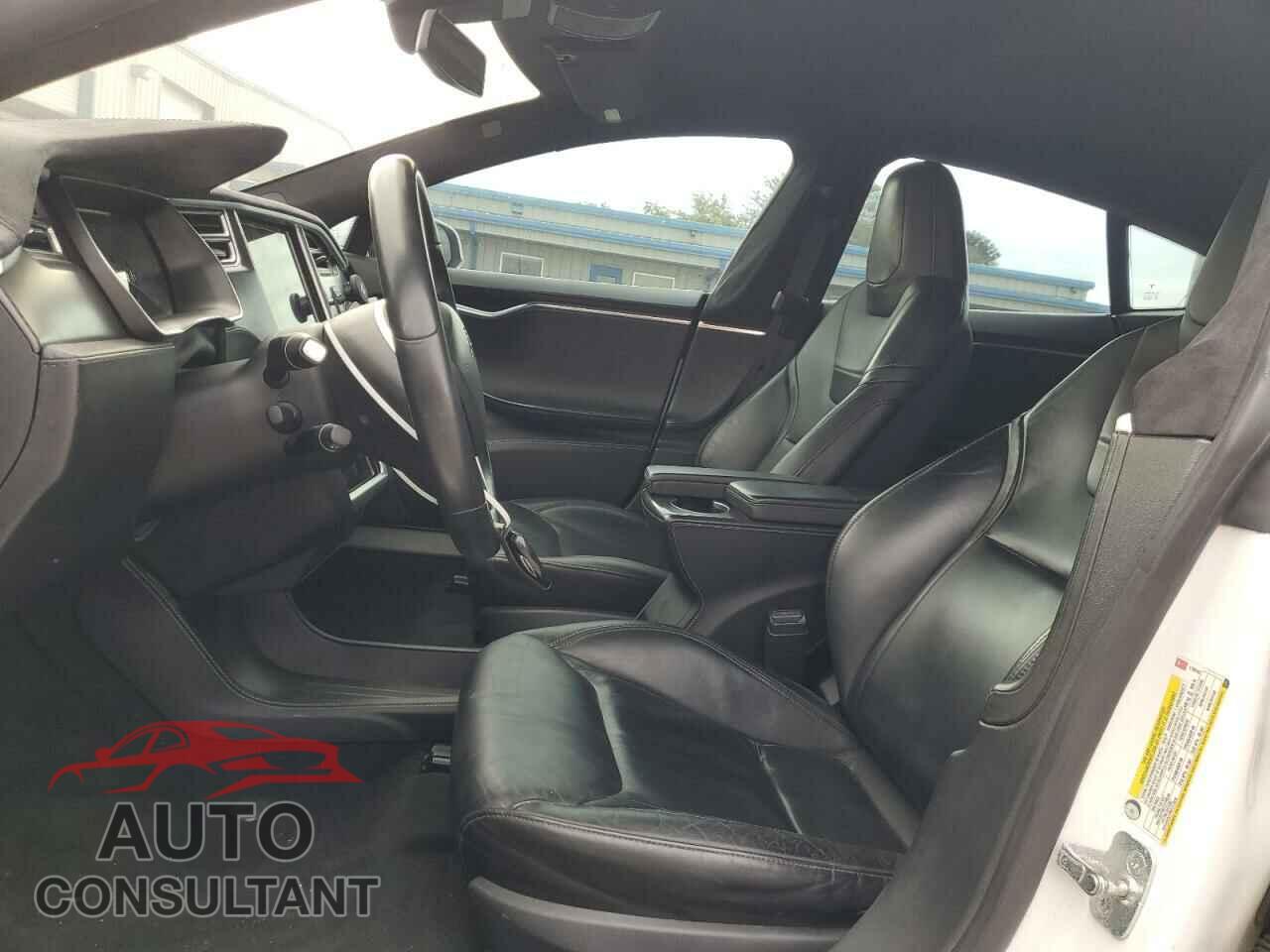TESLA MODEL S 2015 - 5YJSA1E23FF119743
