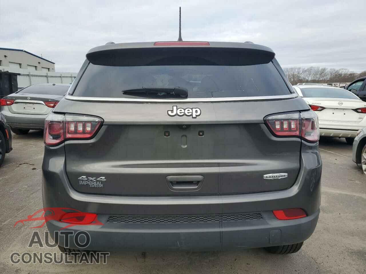 JEEP COMPASS 2017 - 3C4NJDBB8HT640044