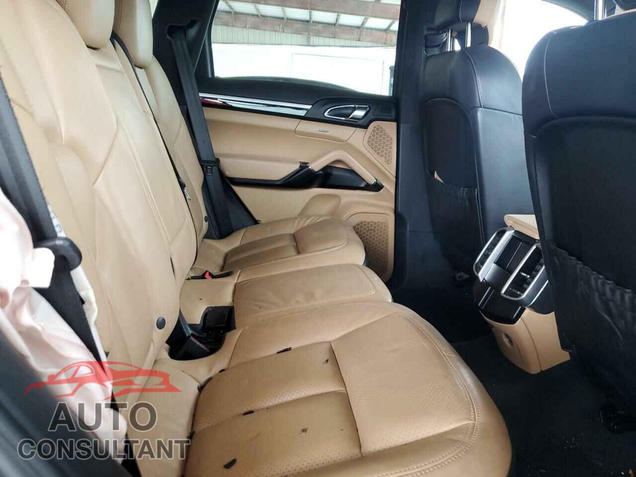PORSCHE CAYENNE 2016 - WP1AE2A20GLA61941