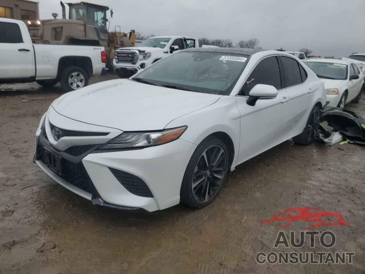 TOYOTA CAMRY 2019 - 4T1B61HK1KU779600