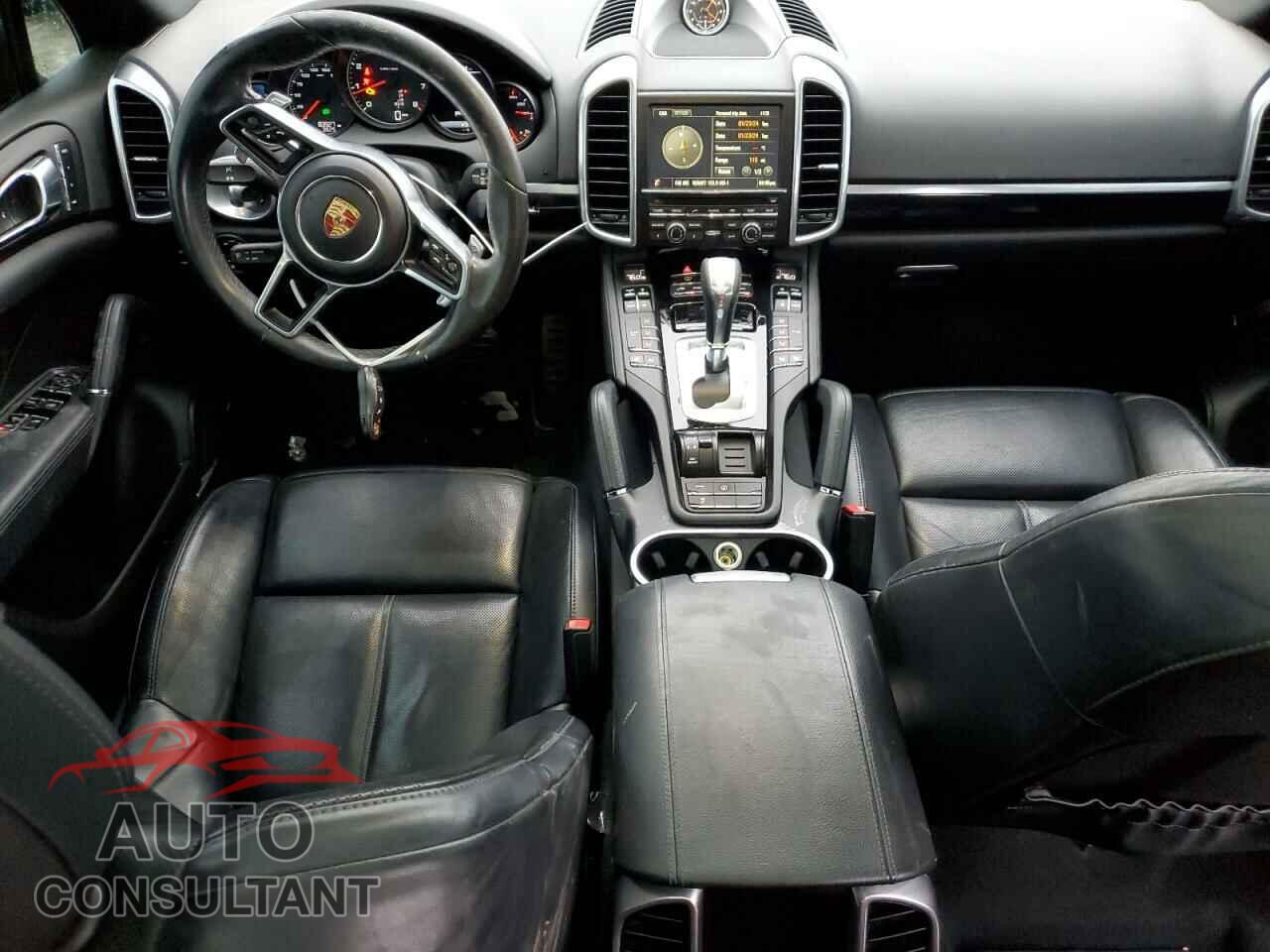 PORSCHE CAYENNE 2016 - WP1AA2A29GLA02768