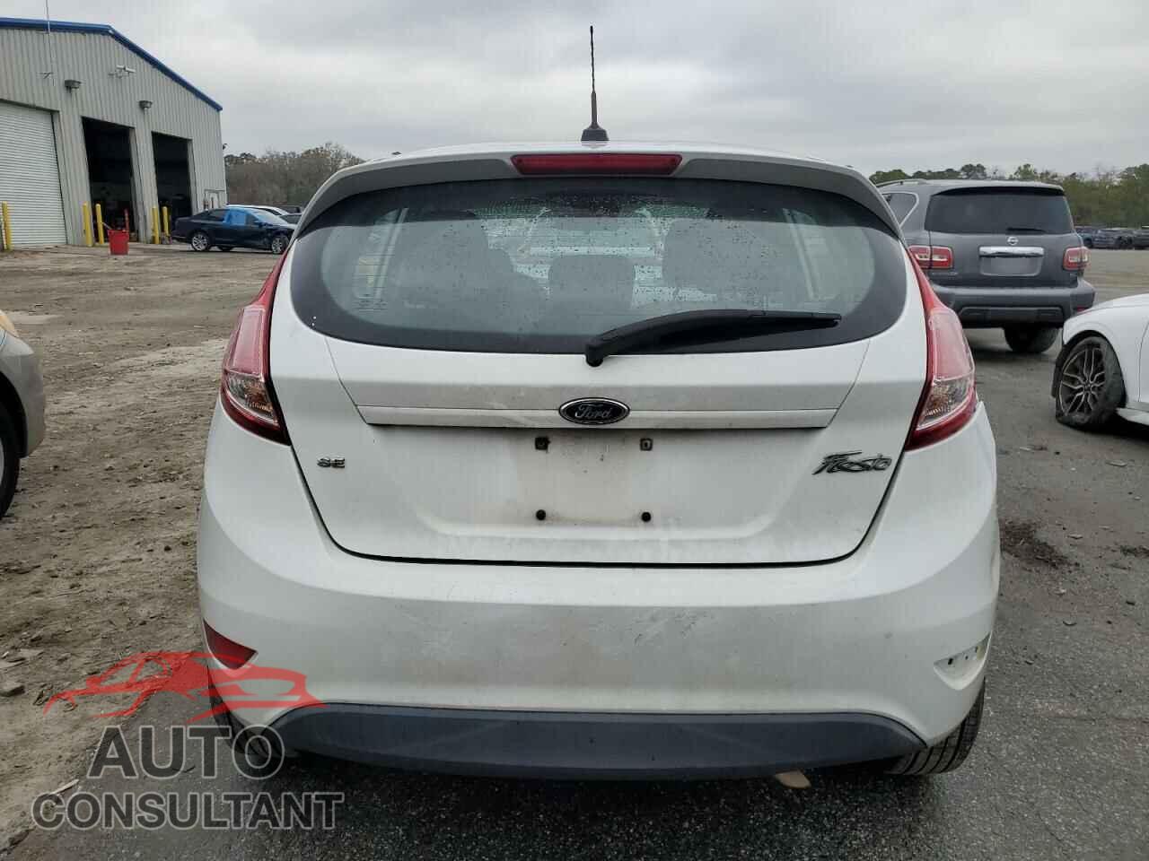 FORD FIESTA 2017 - 3FADP4EJ4HM104804