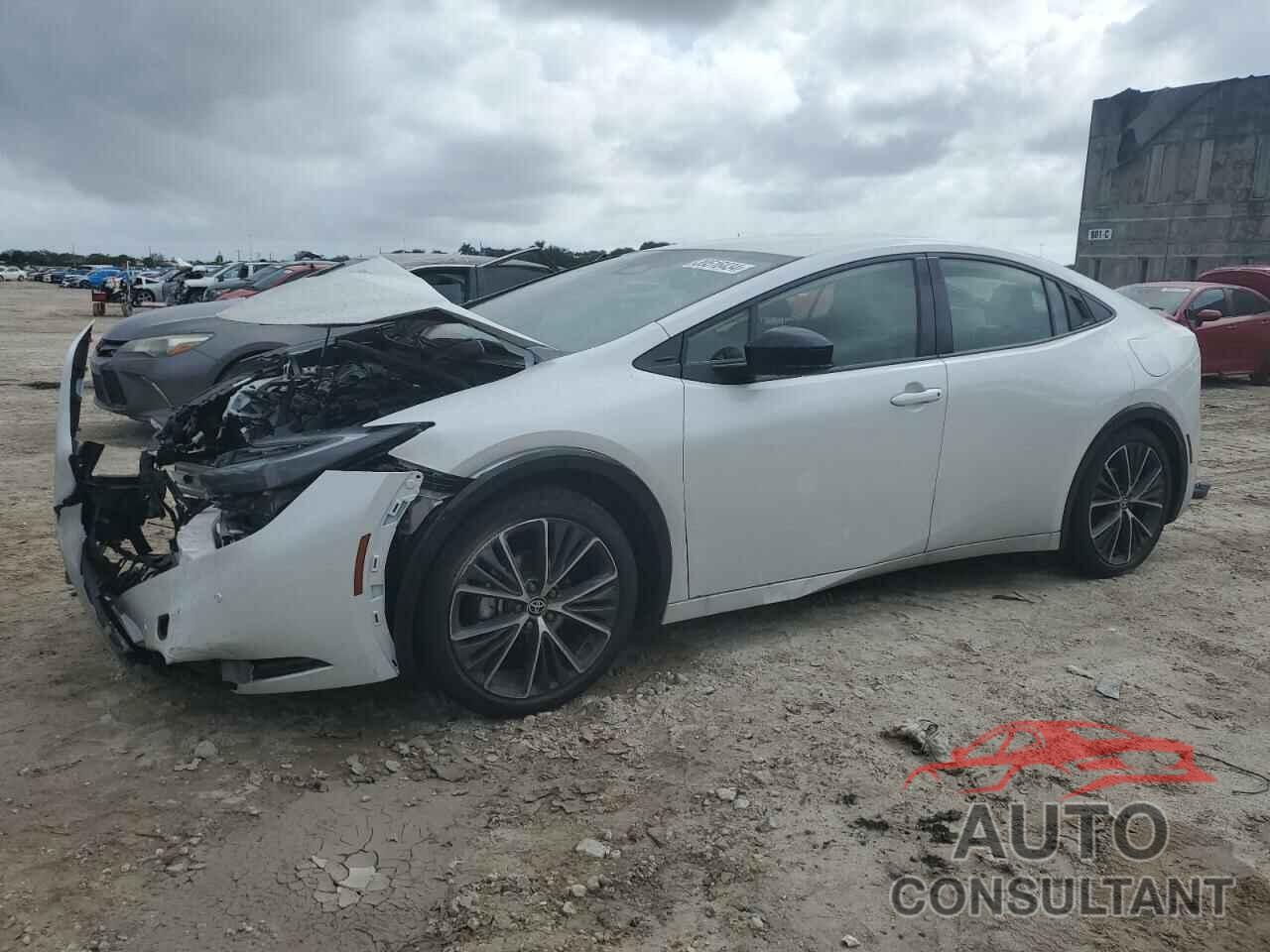 TOYOTA PRIUS 2023 - JTDACAAU5P3013399