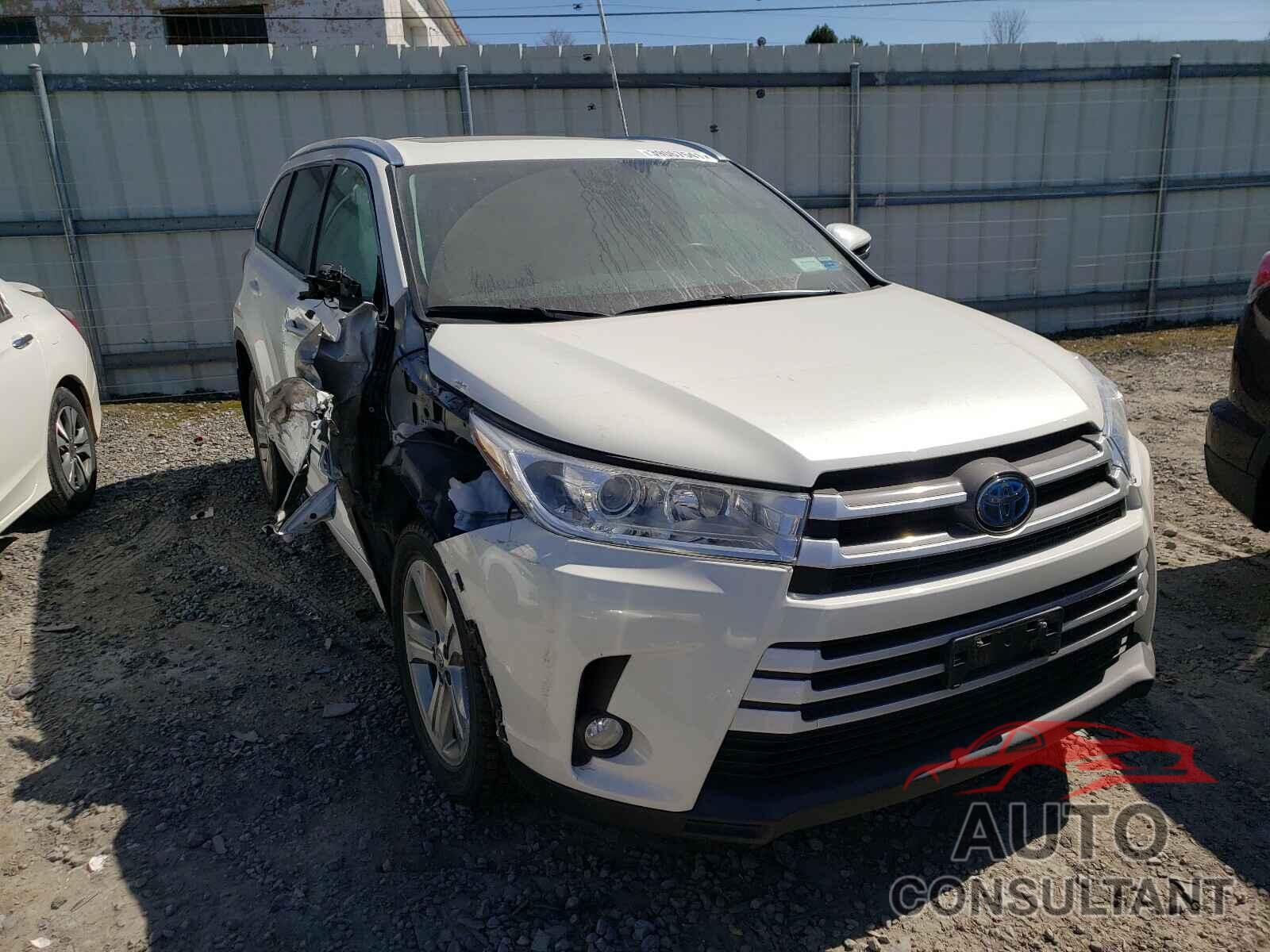 TOYOTA HIGHLANDER 2018 - 5TDJGRFH2JS046607