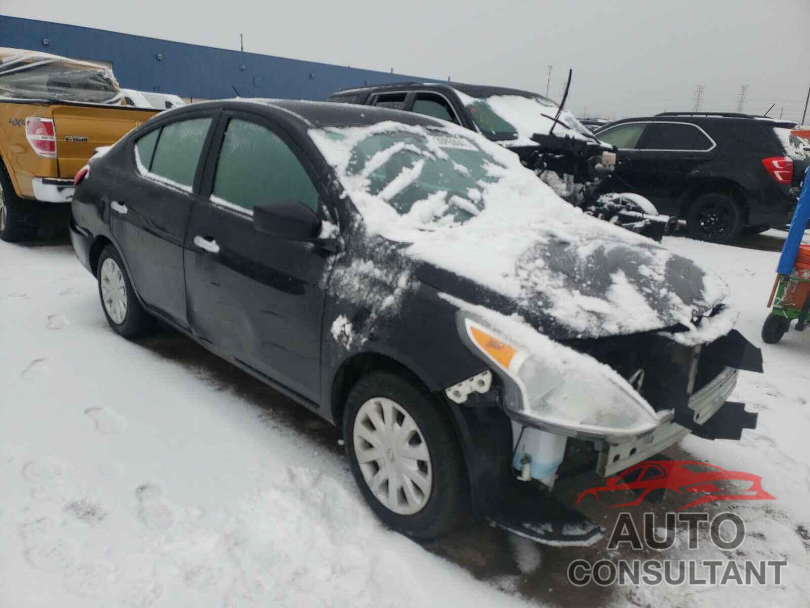 NISSAN VERSA 2019 - 3N1CN7AP1KL843491