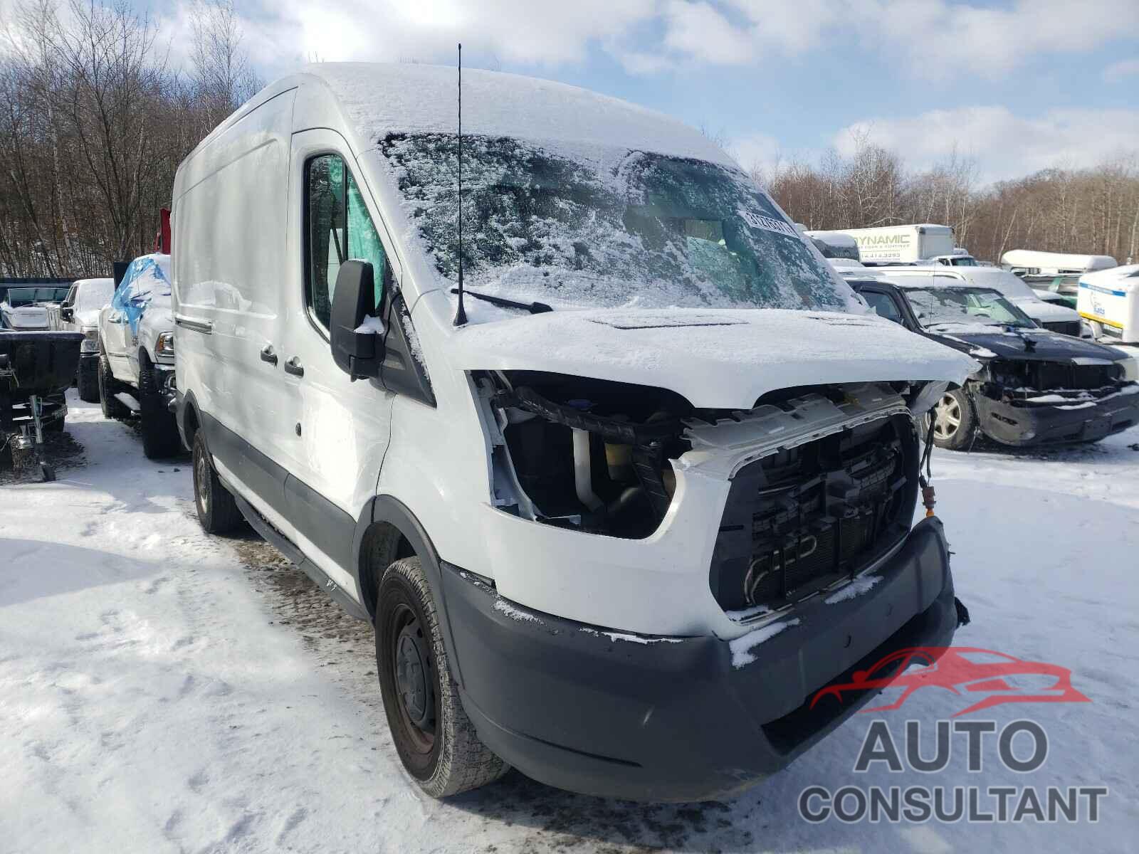 FORD TRANSIT CO 2018 - 1V2UR2CA1KC613137