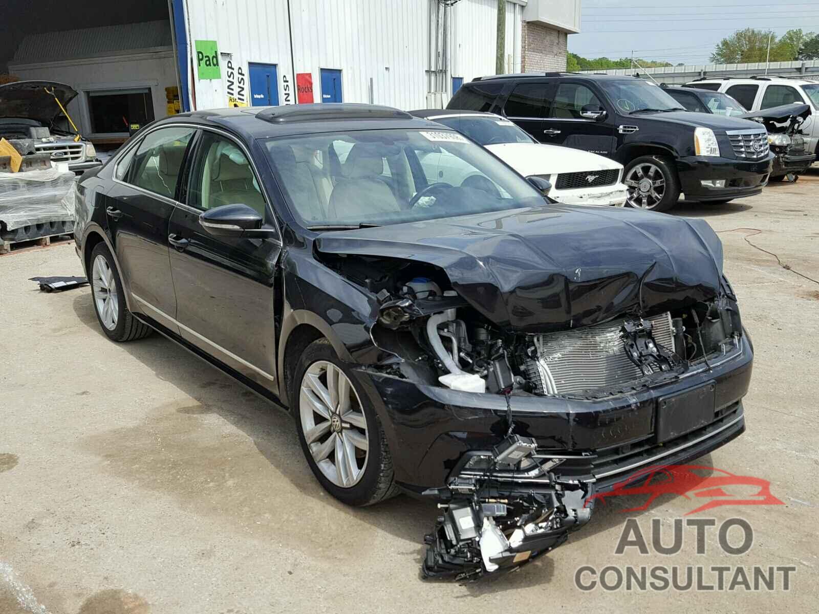 VOLKSWAGEN PASSAT 2017 - 1VWGT7A39HC058560
