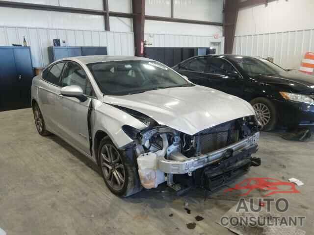 FORD FUSION 2017 - 3FA6P0LU8HR324626