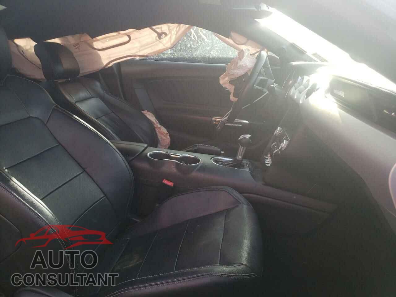 FORD MUSTANG 2016 - 1FA6P8TH3G5207748