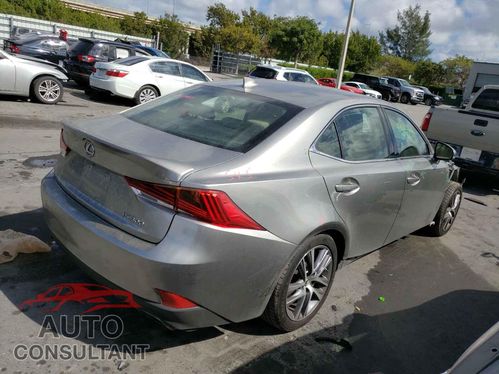 LEXUS IS 2018 - JTHBA1D20J5077641