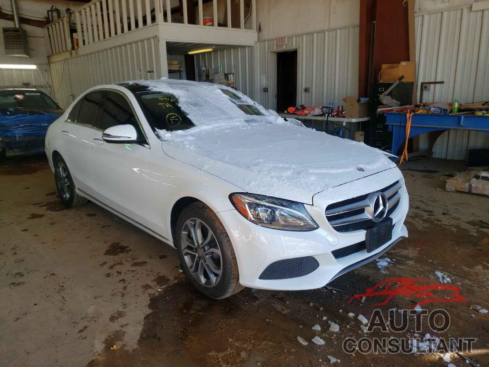 MERCEDES-BENZ C CLASS 2016 - 55SWF4KB8GU154447