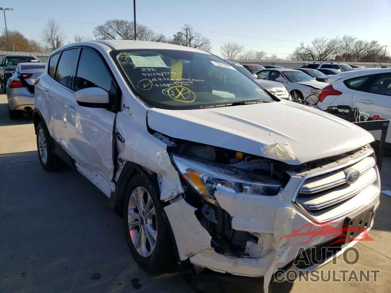 FORD ESCAPE 2019 - 1FMCU0GD6KUC52143