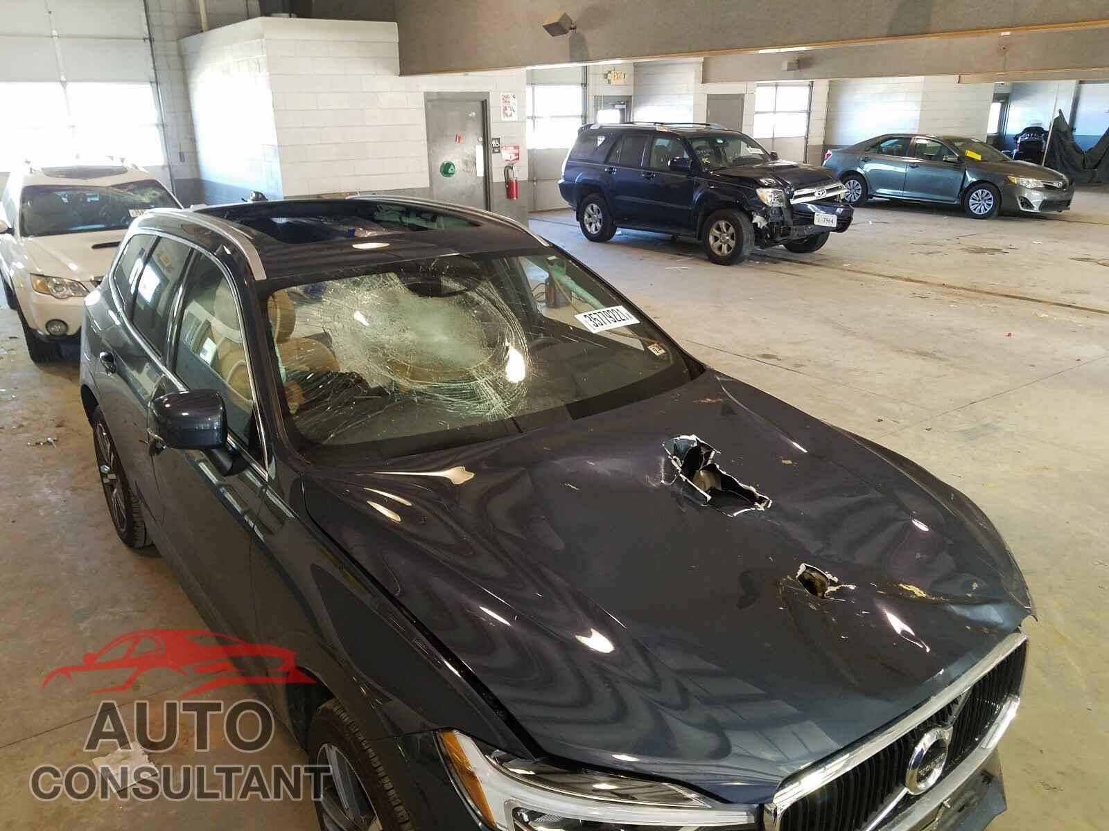 VOLVO XC60 2020 - YV4102DK4L1521908