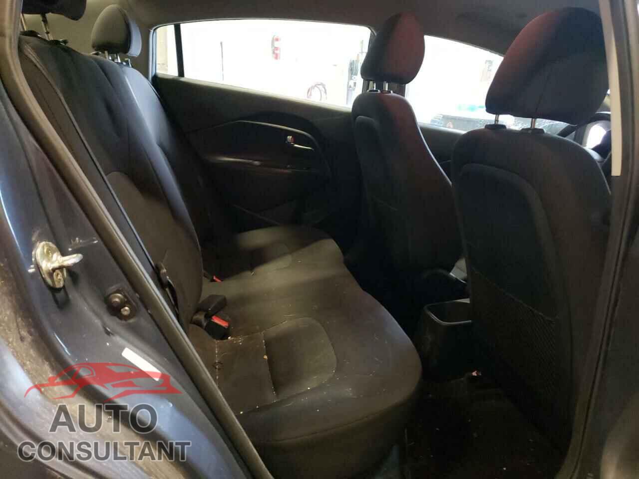 KIA RIO 2016 - KNADM4A33G6565241