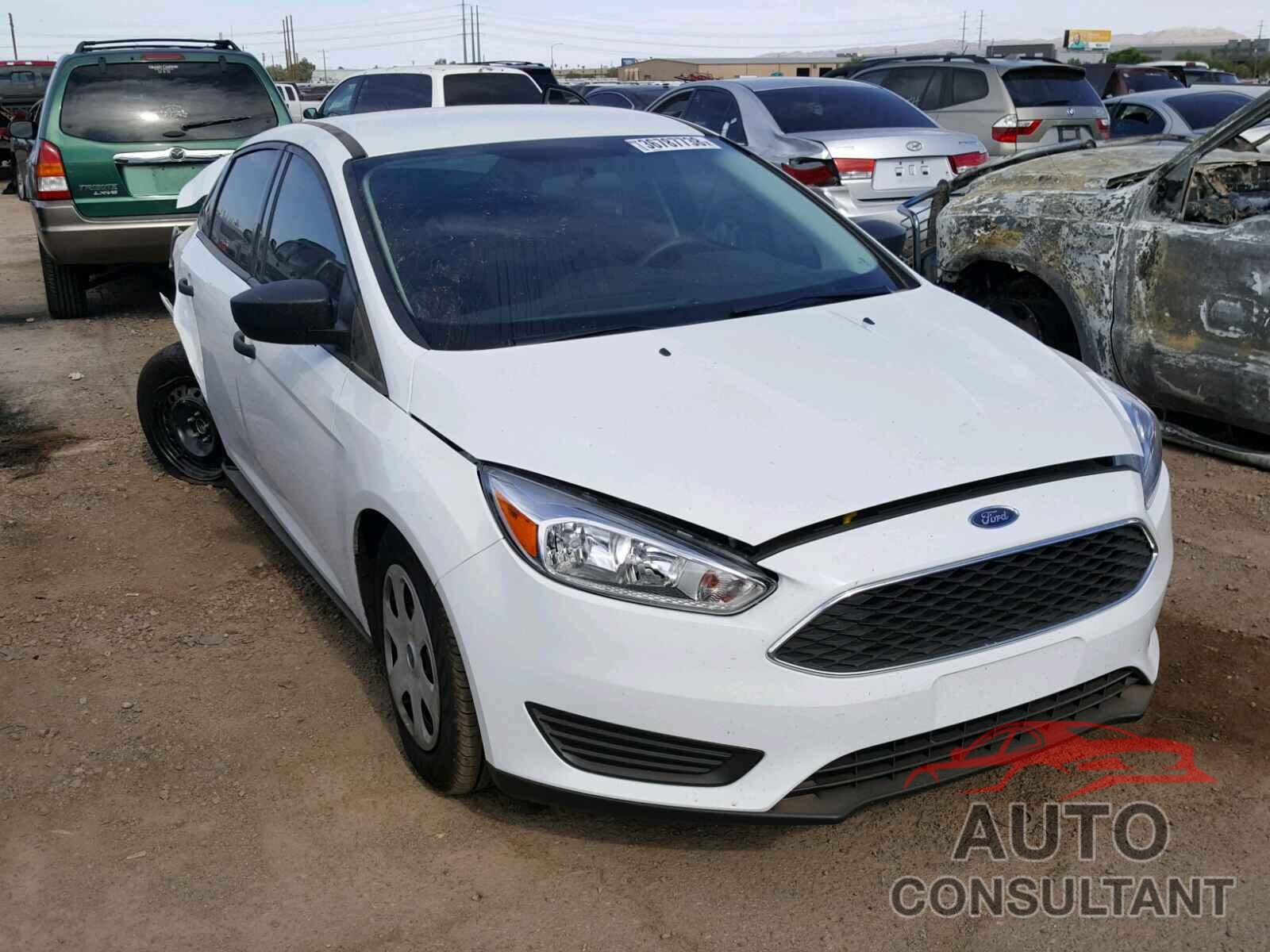 FORD FOCUS 2018 - 1FADP3E26JL304240