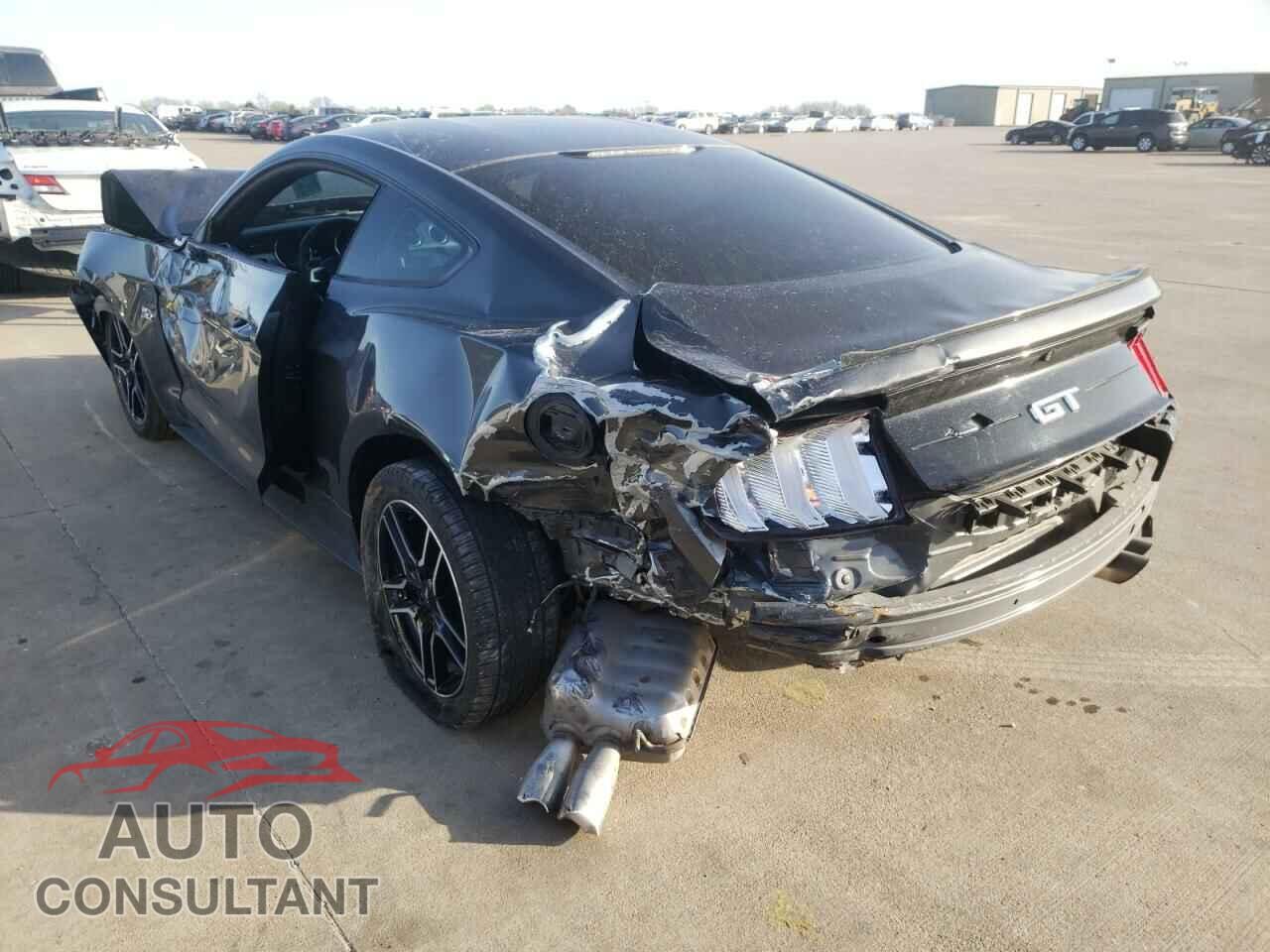FORD MUSTANG 2018 - 1FA6P8CF9J5165690