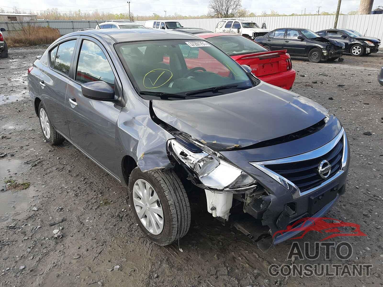 NISSAN VERSA 2019 - 3N1CN7AP2KL862700