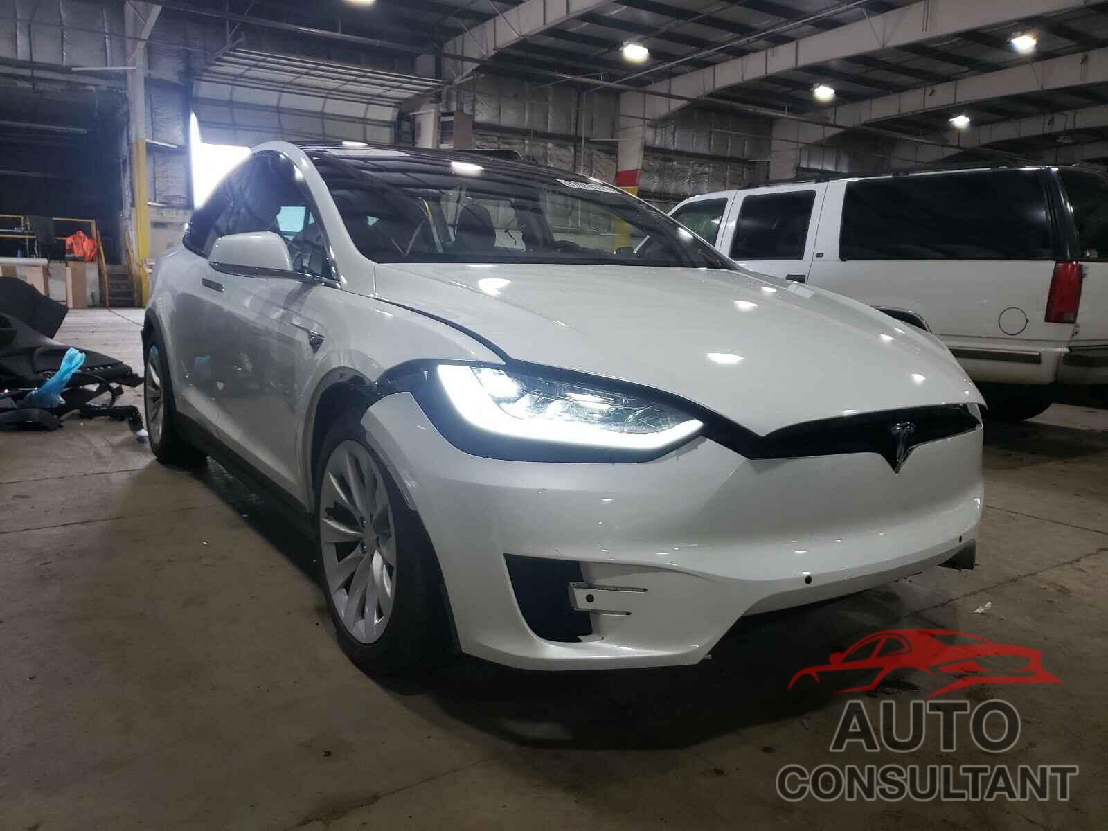 TESLA MODEL X 2019 - 5YJXCBE26KF154485