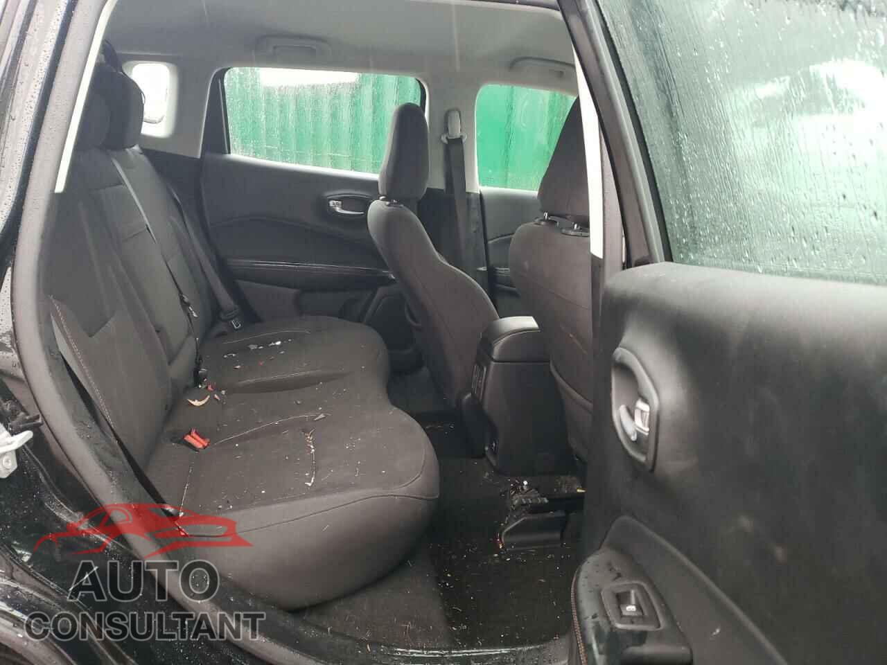 JEEP COMPASS 2020 - 3C4NJDAB6LT107104