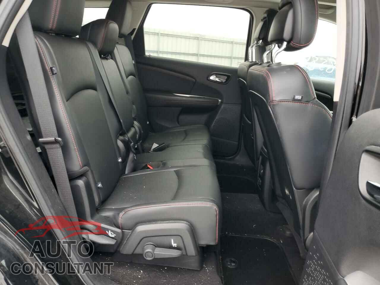 DODGE JOURNEY 2015 - 3C4PDDEG1FT680616