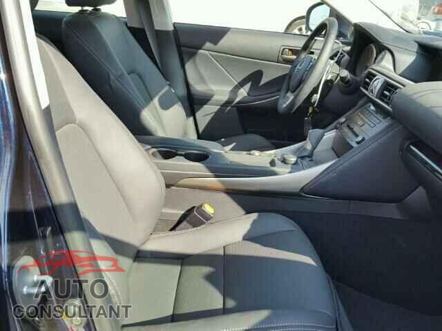 LEXUS IS 200T 2017 - JTHBA1D25H5053409
