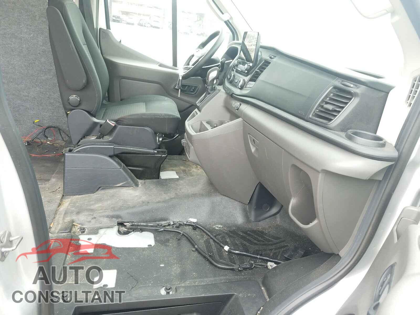 FORD TRANSIT CO 2020 - 1FTBW3XG7LKA08861