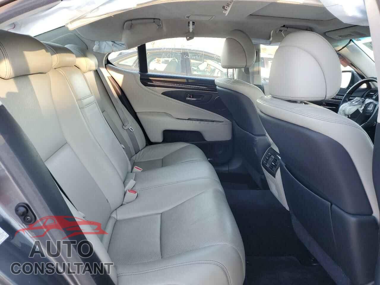 LEXUS LS460 2017 - JTHBL5EF4H5144786