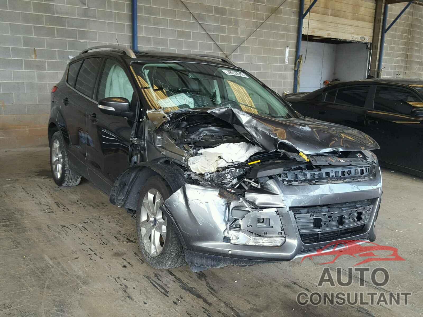 FORD ESCAPE 2016 - 1FMCU0JX5GUB11297