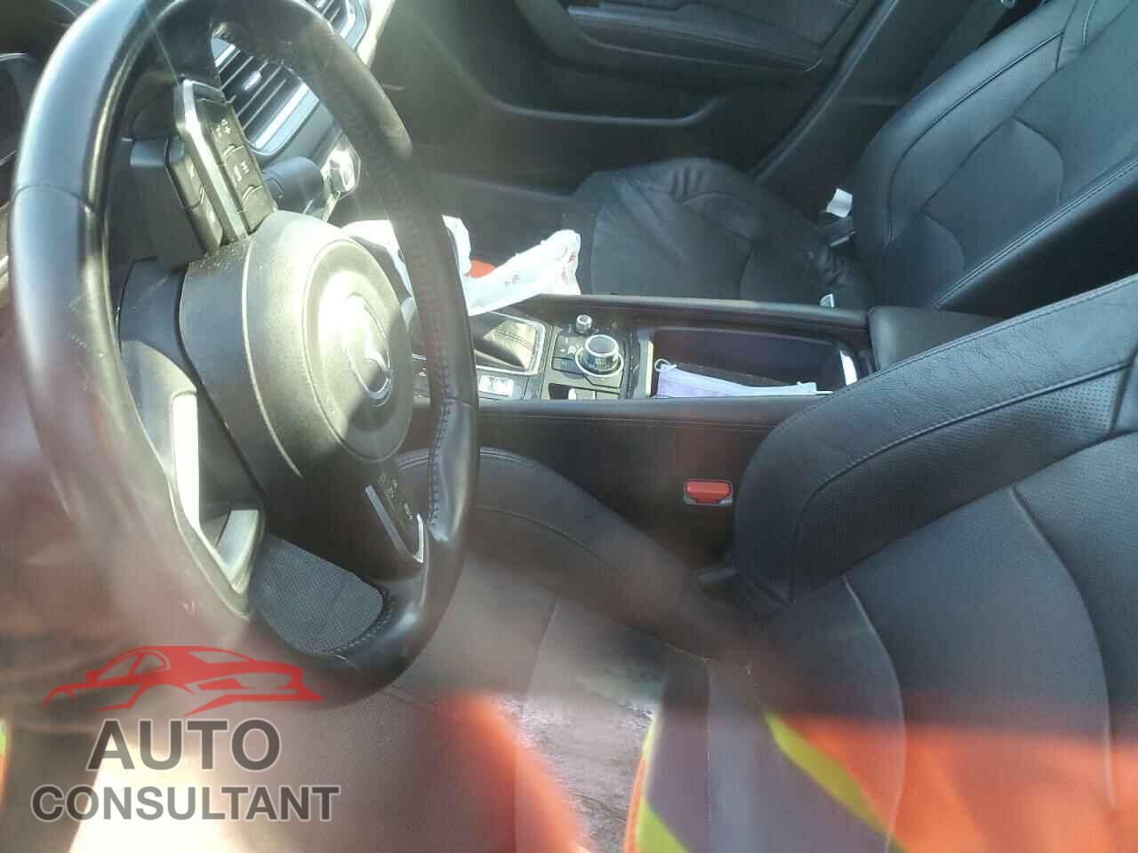 MAZDA 3 2018 - 3MZBN1W30JM162482