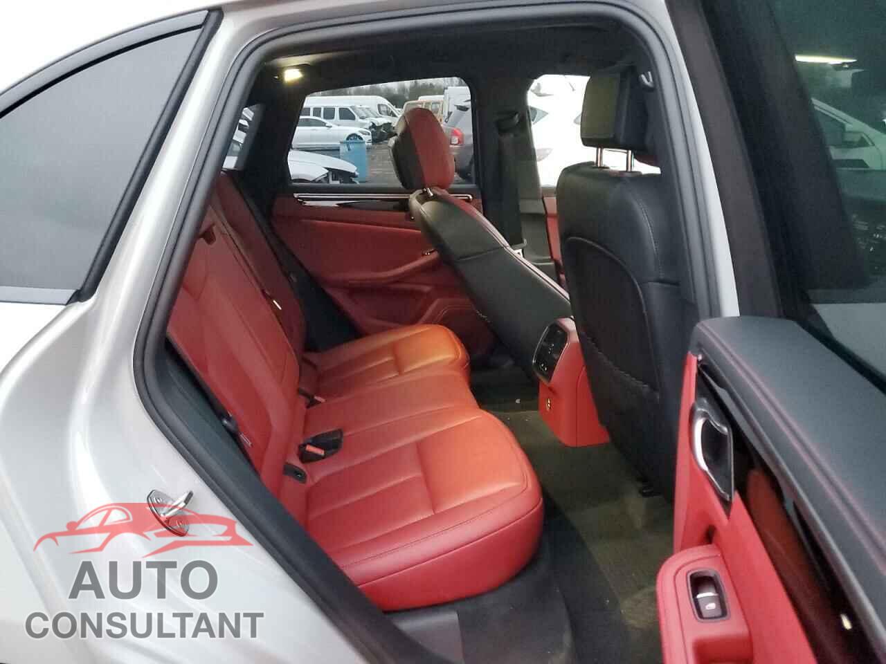 PORSCHE MACAN BASE 2023 - WP1AA2A55PLB10024