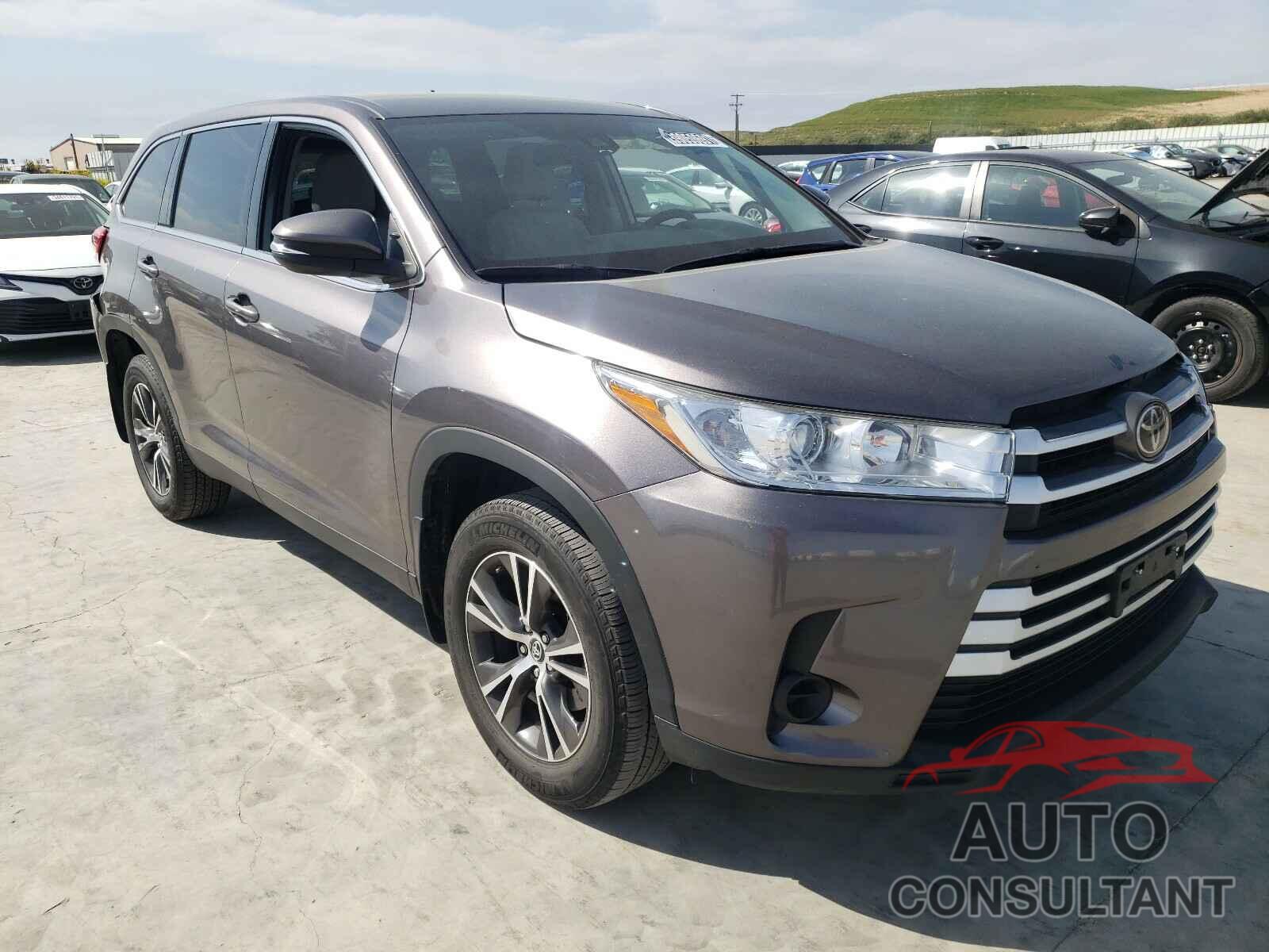 TOYOTA HIGHLANDER 2019 - 5TDBZRFH3KS954712