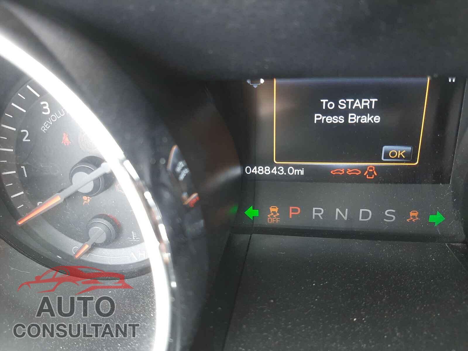 FORD MUSTANG 2017 - 1FA6P8TH5H5259142