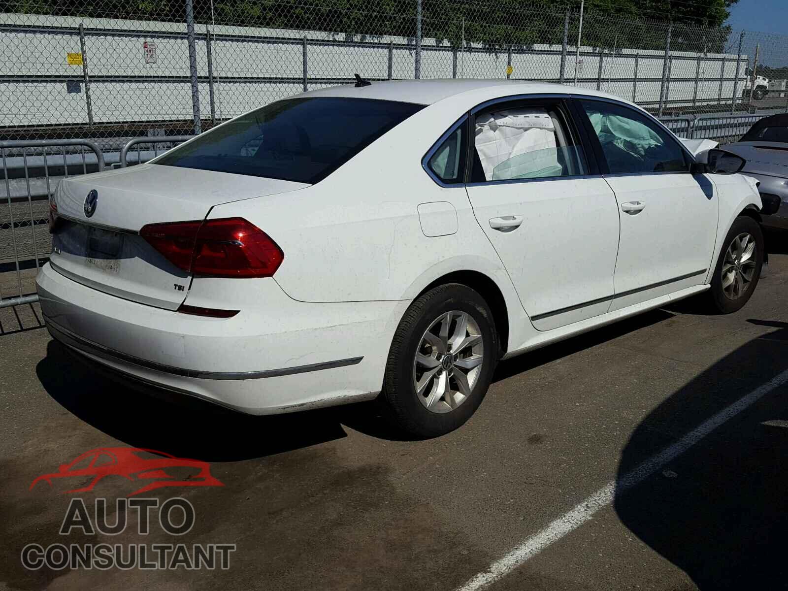 VOLKSWAGEN PASSAT 2016 - 1VWAT7A35GC044868