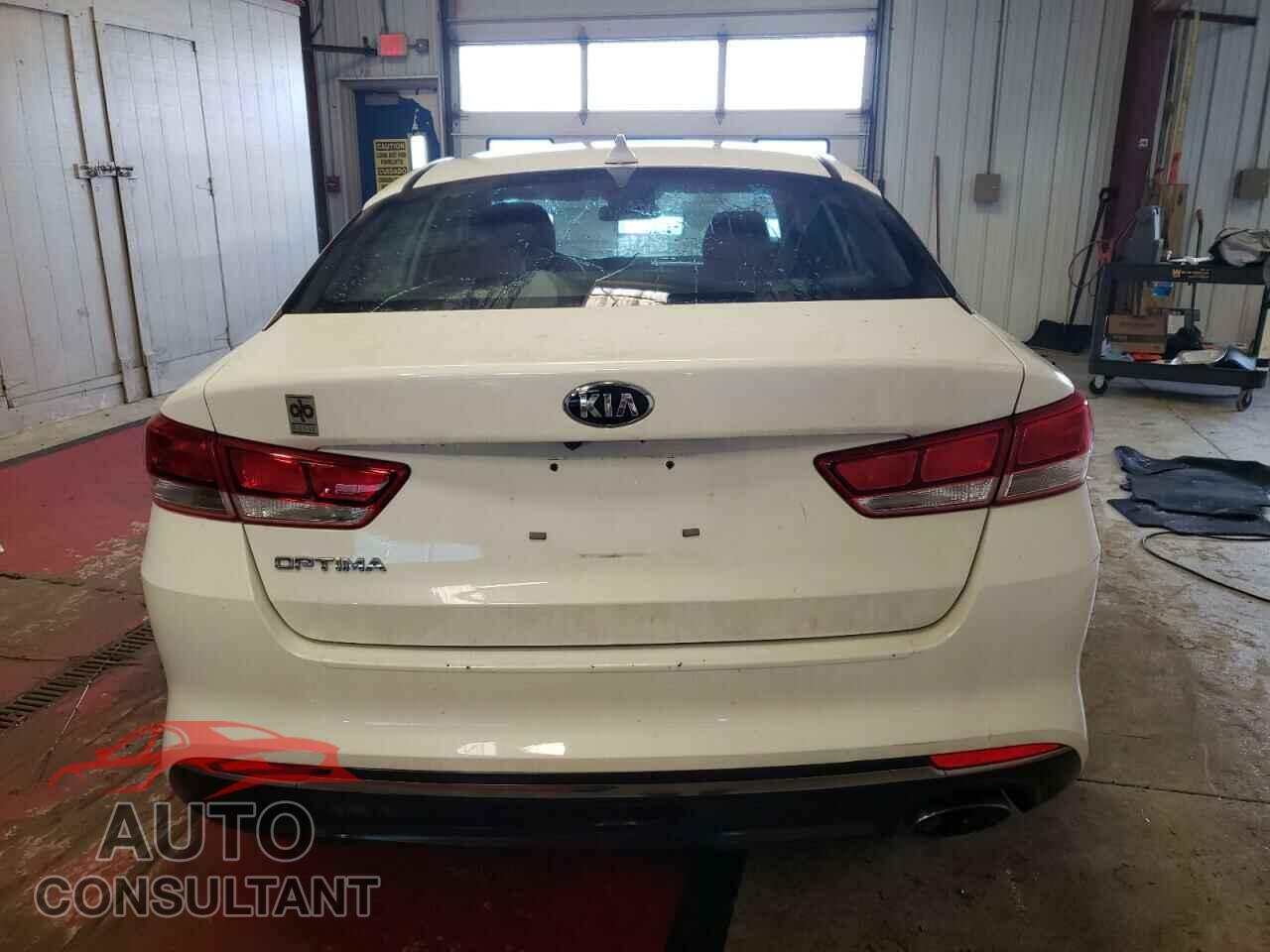 KIA OPTIMA 2017 - 5XXGT4L35HG146357