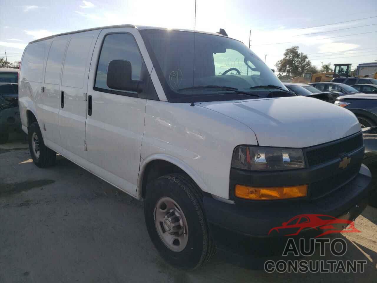 CHEVROLET EXPRESS 2020 - 1GCWGAFG7L1254092